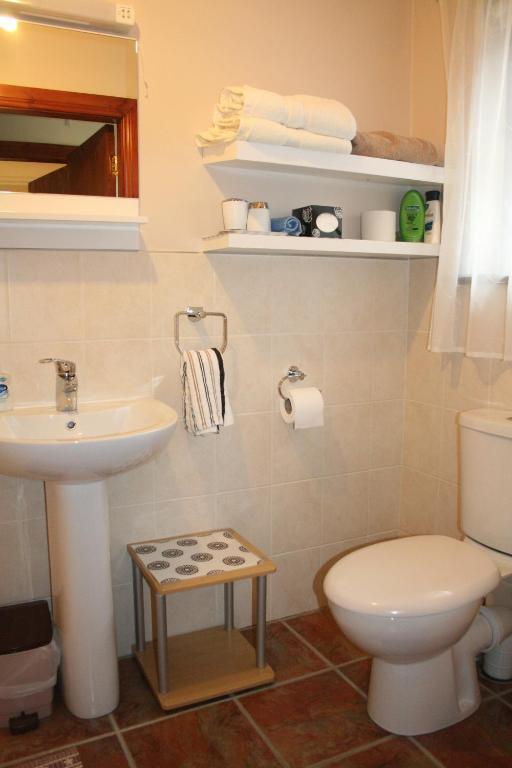 Ken-Mar House Bed And Breakfast Ballymoney Ngoại thất bức ảnh