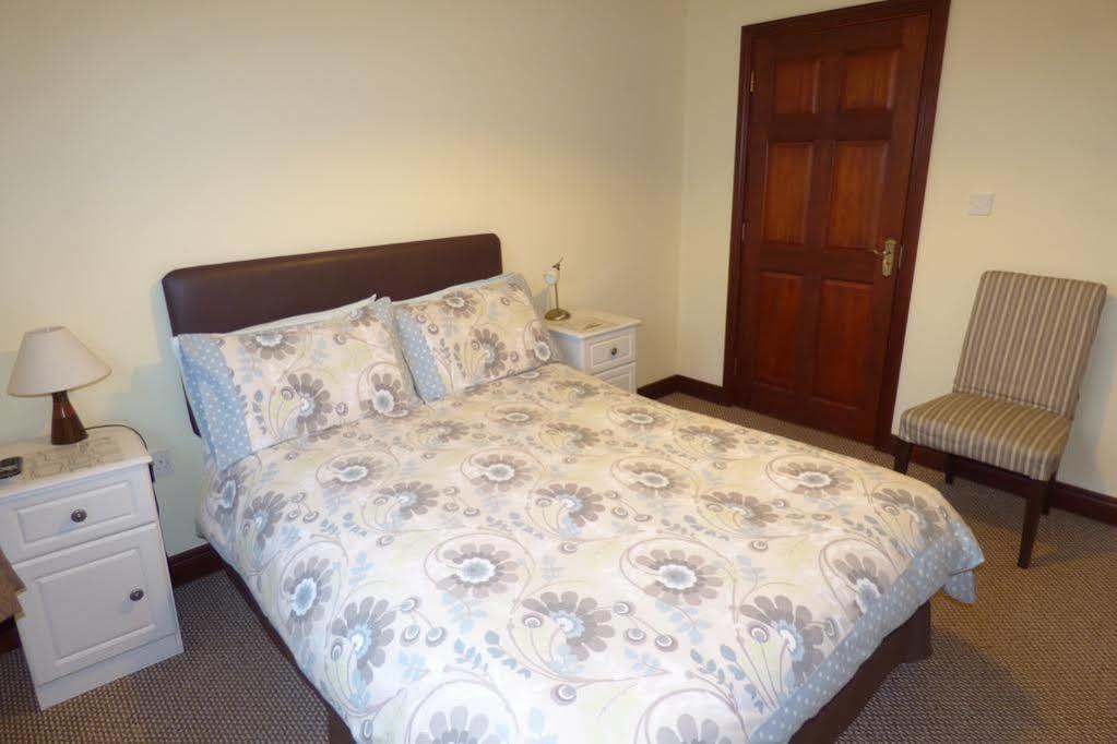 Ken-Mar House Bed And Breakfast Ballymoney Ngoại thất bức ảnh